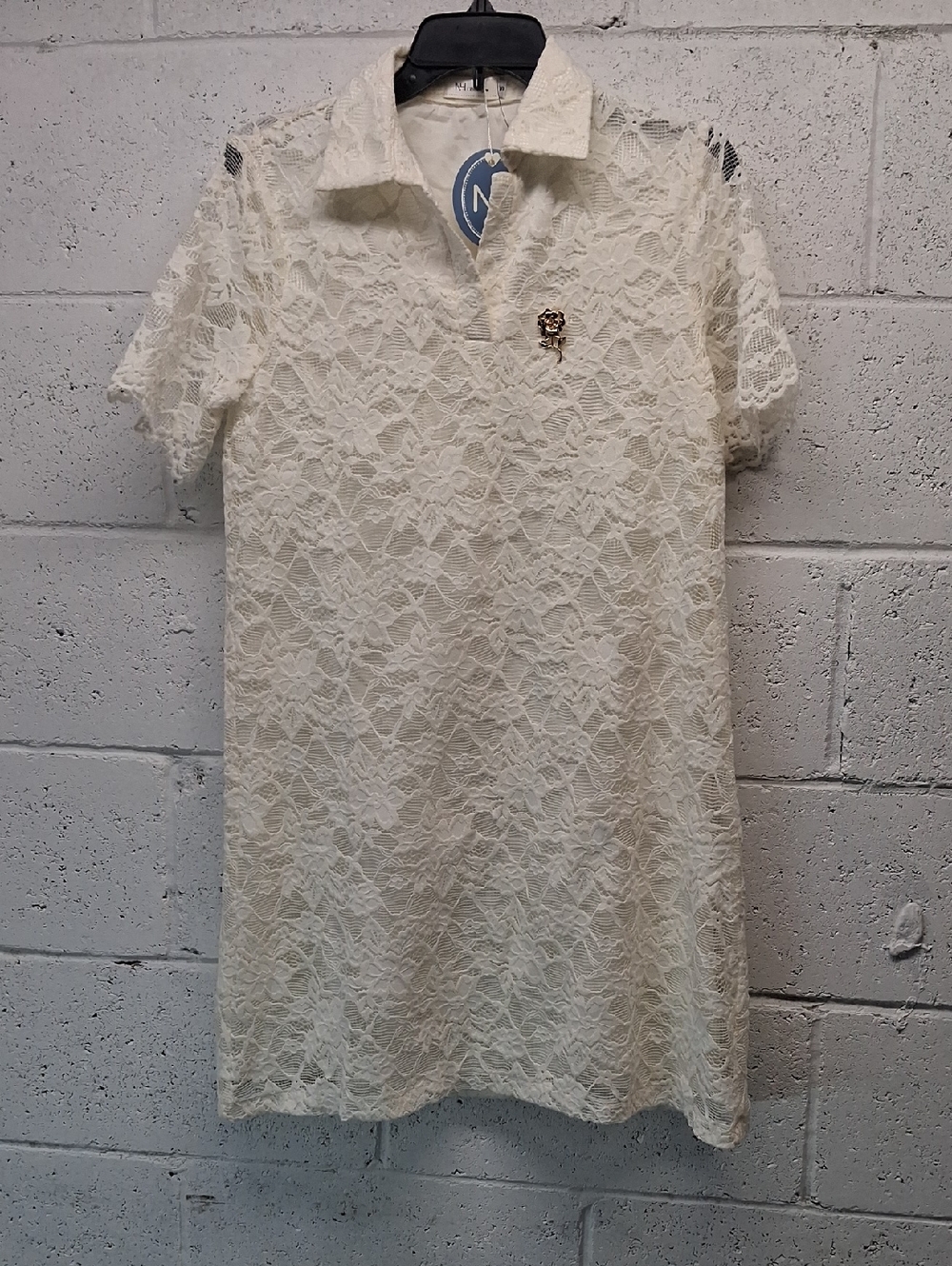 NWT Women's Cream Lace Polo Dress with Collar Size Small